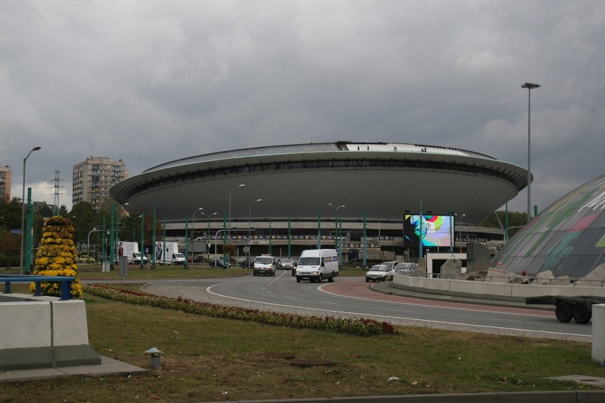 Katowice: Modernizują dach Spodka [ZDJĘCIA]