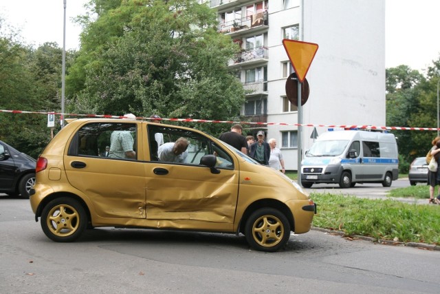 Matiz dachował na urzędniczej