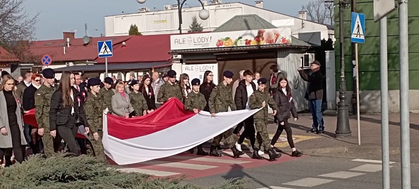 Obchody Narodowego Dnia Niepodległości 2022 w Jędrzejowie. Tak uczczono 104. rocznicę odzyskania przez Polskę wolności. Zobaczcie zdjęcia 
