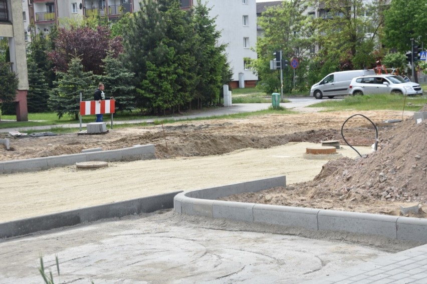 Wągrowiec. Trwa budowa ulicy Wróblewskiego i miejsc parkingowych 
