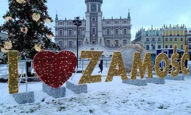 Zamość. Iluminacje świetlne i Jarmark Świąteczny wystartują w Mikołajki