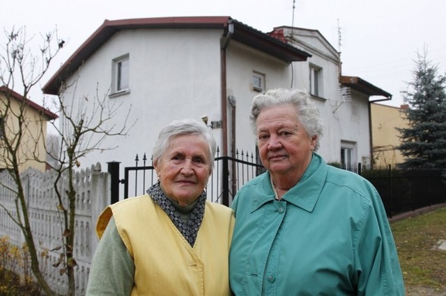 Helena Majewska-Sobiak (78 l.) i Janina Sobiak (80 l.) zostały wysiedlone z domu przy ul. Krośniewickiej w Poznaniu