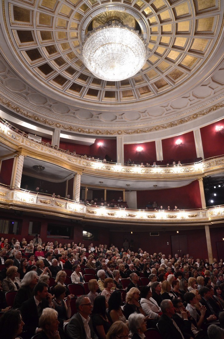 W sobotę  w Teatrze Wielkim uczniowie i absolwenci szkoły...