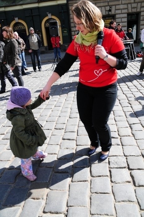 Poznań: Zatańczyli po belgijsku na Starym Rynku [ZDJĘCIA, WIDEO]