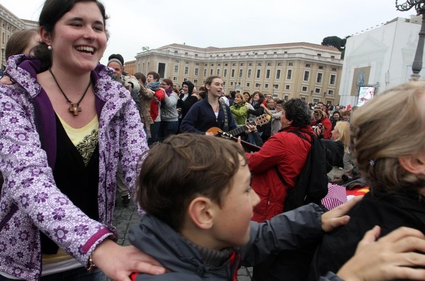 Beatyfikacja Jana Pawła II: msza beatyfikacyjna na placu św. Piotra [ZDJĘCIA]