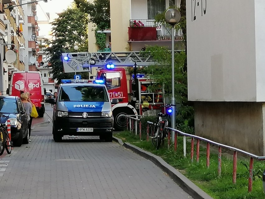 Akcja strażaków przy ul. Gierczak. Na szczęście sąsiedzi mieli klucz 