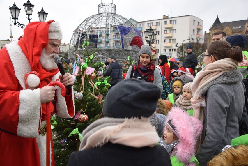 W środę 6 grudnia na Starym Rynku przedszkolaki z Gorzowa...