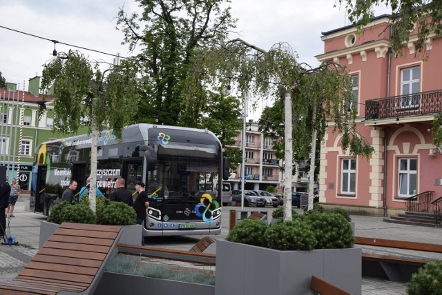 Polski autobus wodorowy będzie woził testowo pasażerów w Częstochowie