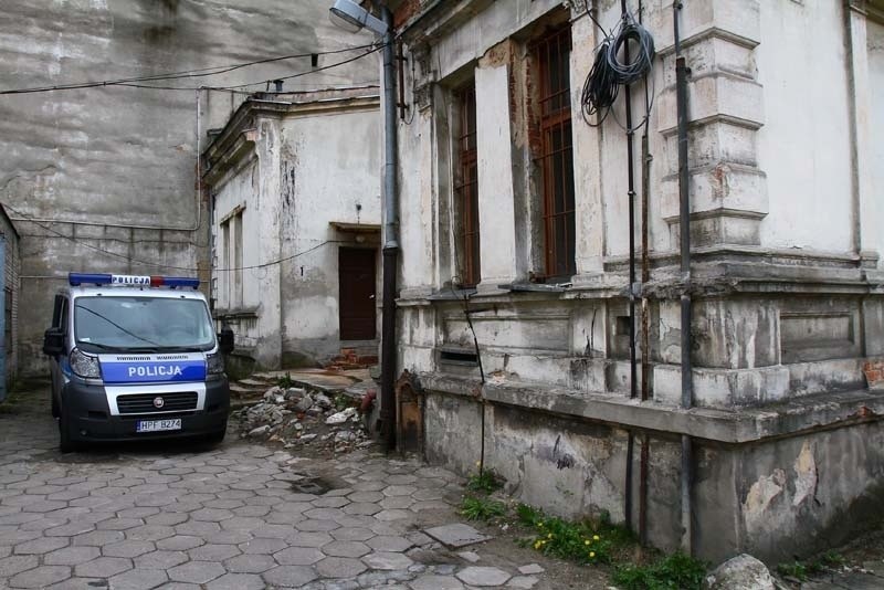 Łódzcy policjanci pracują w fatalnych warunkach [ZDJĘCIA]