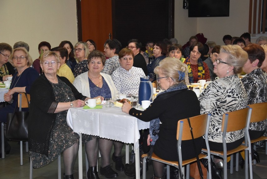 Mieszkanki Słocina świętowały dzień kobiet   