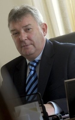 Profesor Marek Opielak