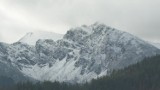 Zima przyszła do Tatr. TOPR zaleca rozwagę podczas górskich spacerów [5.10.]