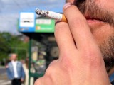Poznań: Miasto zmusza palaczy do śmiecenia?