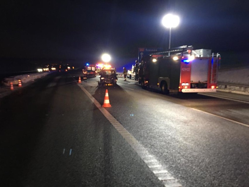 Wypadek na autostradzie A4 przy zjeździe Dębica Zachód