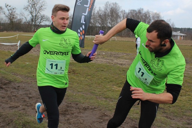 Wola Biegania II: bieg sztafetowy Red Fitness Team Run