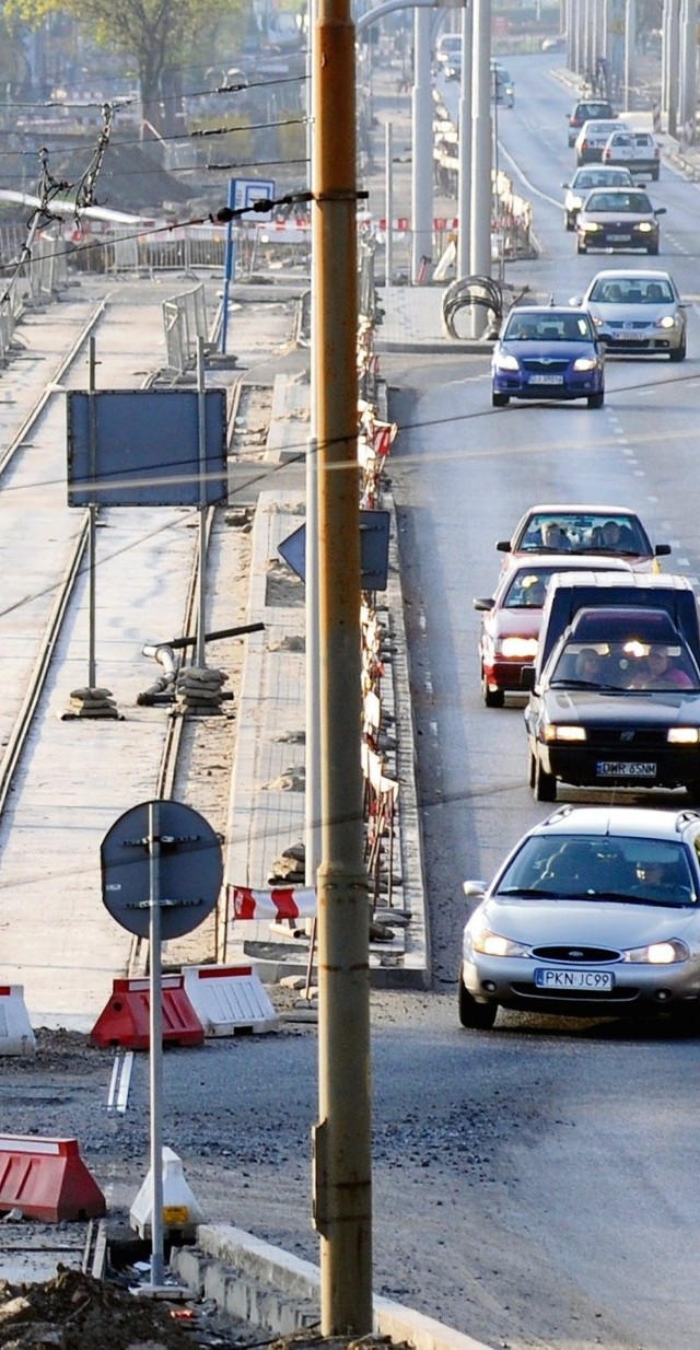 Tramwaje na ulicę Krakowską wrócą dopiero w sierpniu