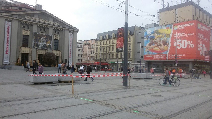 Przebudowa centrum Katowic - plac Teatralny na nowym rynku