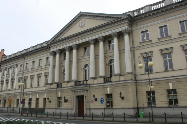Trybunał w Kaliszu przy alei Wolności