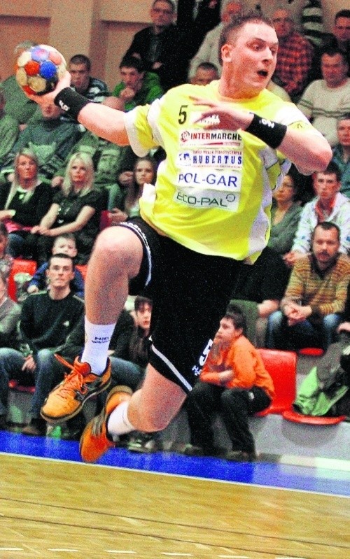 Bartosz Witkowski zdobył cztery bramki w meczu z AZS AWF Warszawa, a Nielba zanotowała kolejne, 17. zwycięstwo