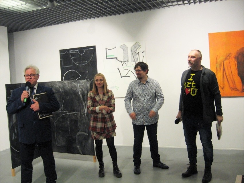 Wystawa "artNoble" w radomskiej Elektrowni pokazuje sztukę absolwentów uczelni, laureatów konkursu