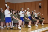 Czepkowanie w Państwowej Uczelni Zawodowej w Suwałkach. Grono pielęgniarek i pielęgniarzy wzrosło o 40 osób 
