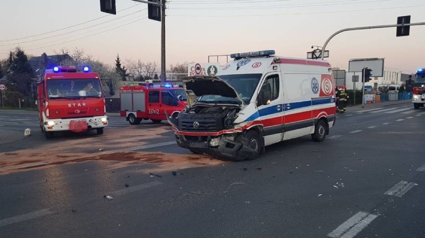 Wypadek chodzieskiej karetki w Poznaniu