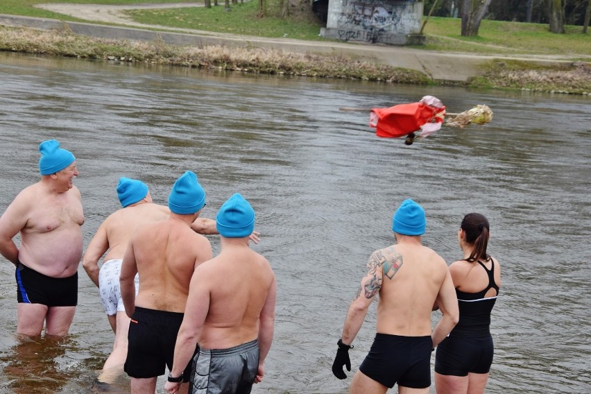 Powitanie wiosny morsów w Sieradzu 2019 (zdjęcia)