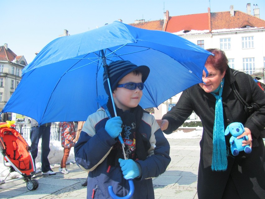 Kalisz solidarny z chorymi na autyzm. Obwieścili to na cztery strony świata