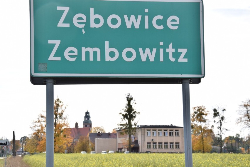 Wójt Waldemar Cz. rządzi gminą Zębowice od 2002 roku.