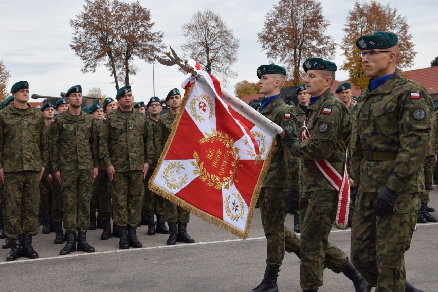 Wojsko w Elblągu świętuje. Uroczystość wręczenia sztandaru i piknik wojskowy