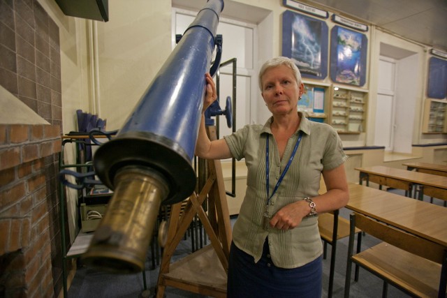 Agnieszka Włodarczyk pełniąca obowiązki dyrektora łódzkiego planetarium zamierza wypromować swoją placówkę wśród łodzian. Planuje nie tylko zajęcia w siedzibie placówki przy ul. Pomorskiej 16, ale i wyjścia z pokazami w miasto.

6 września godzinę po zachodzie słońca, każdy łodzianin będzie mógł oglądać niebo nad Łodzią, ponieważ teleskop będzie  wyniesiony na dach budynku lub wystawiony na dziedziniec.