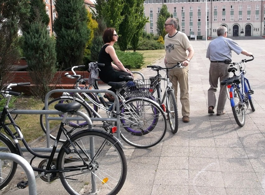 Urzędnicy na rowerach wizytowali ścieżki rowerowe w Pile