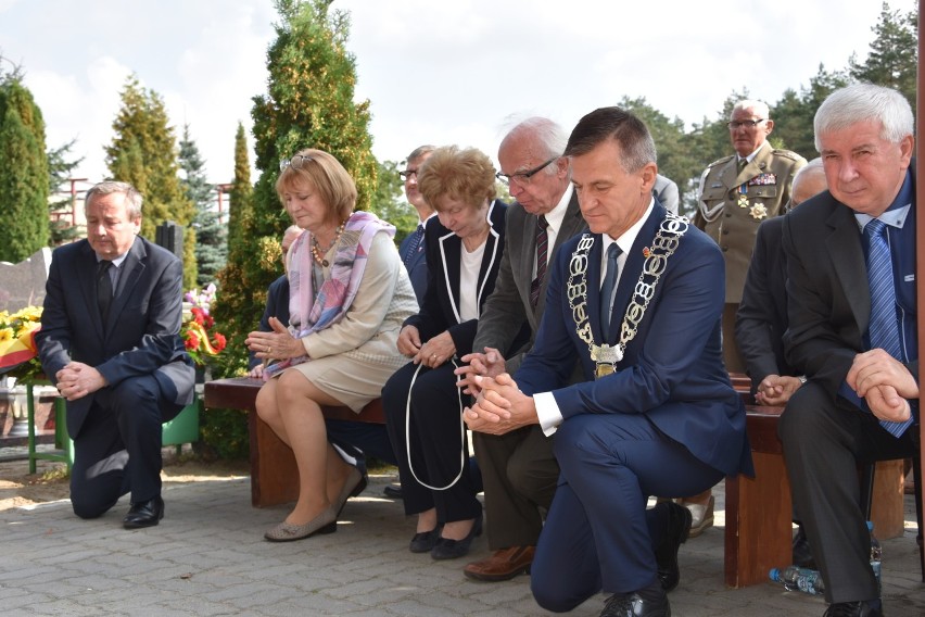 Na Cmentarzu Ofiar w Potulicach znów zabrzmiały słowa...