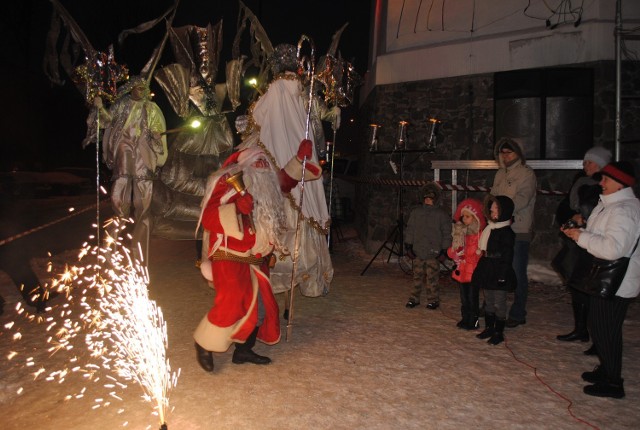 Świąteczną paradę prowadził Święty Mikołaj