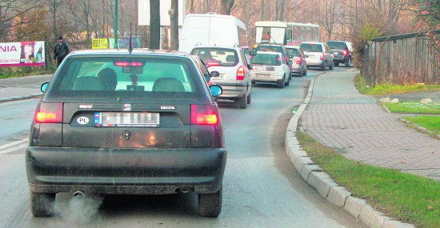 W sezonie zakopianką trzeba jechać z Krakowa nawet i 6 godzin. Najgorzej jest w Poroninie i przy wjeździe do Zakopanego 