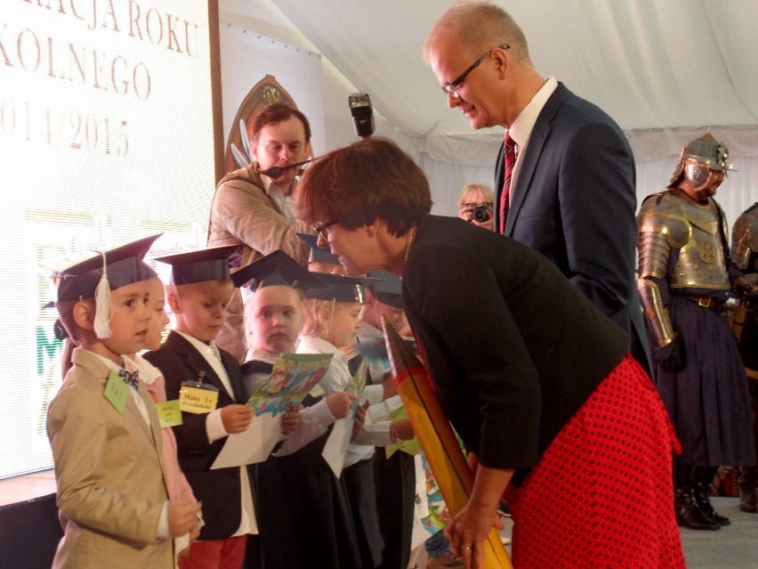 Wojewódzka inauguracja roku szkolengo w SP 15 w Raciborzu....