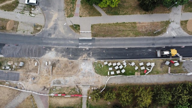 Miasto szuka chętnych na materiały budowlane po remontach dróg i chodników.