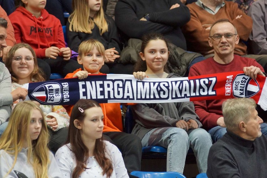 Kibice siatkarek Energa MKS Kalisz podczas meczu z...