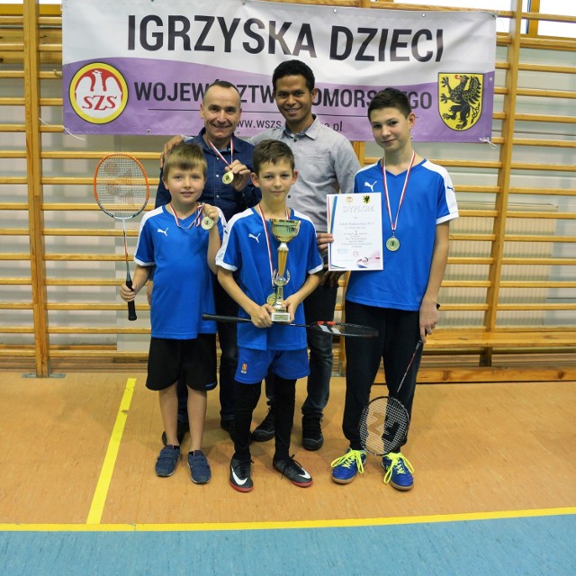 UKS Bliza Władysławowo mistrzem Pomorza w badmintonie