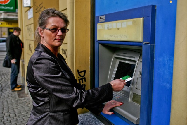 Pieniądze z konta Lidii Godlewskiej zniknęły dwa tygodnie temu