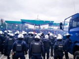 Pleszew. Funkcjonariusze Komendy Powiatowej Policji w Pleszewie pojadą na granicę z Białorusią