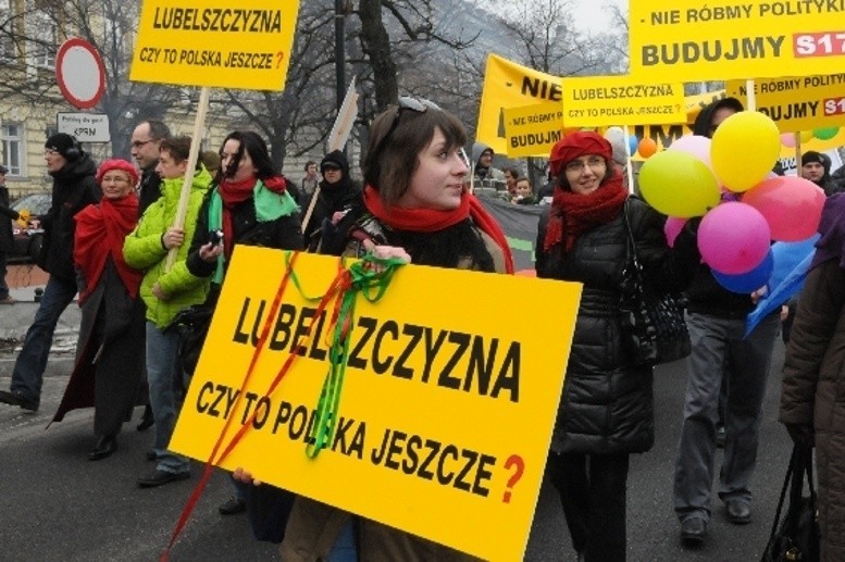 Demonstracja w Warszawie w obronie S17 (ZDJĘCIA,WIDEO)