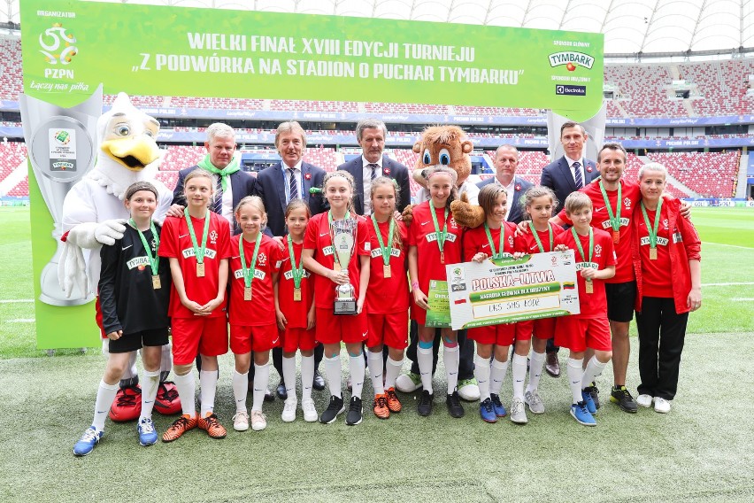 Dzieci z łódzkiego zwycięzcami XVIII edycji Turnieju „Z Podwórka na Stadion o Puchar Tymbarku”