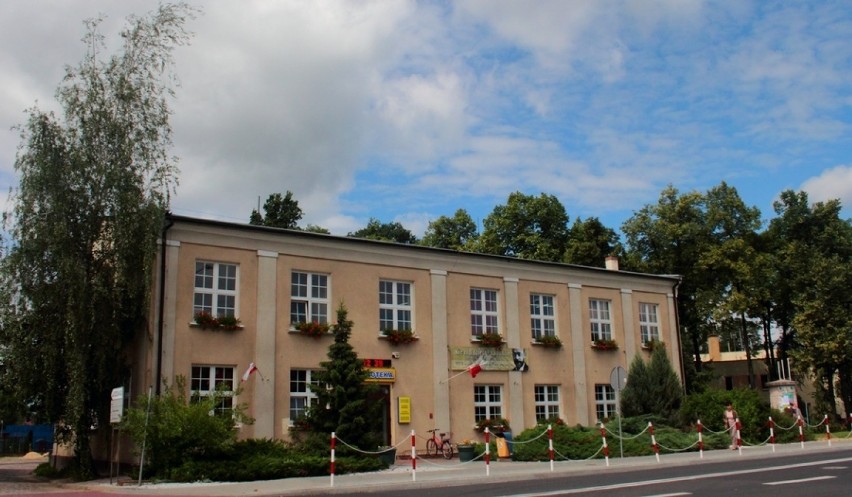 Budynek biblioteki 2012 r.