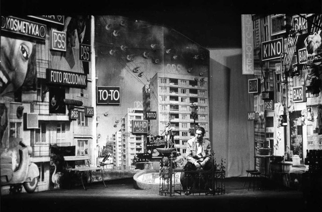 Scenografia do spektaklu "Duże jasne" Abramowa. Teatr Wybrzeże. 1964