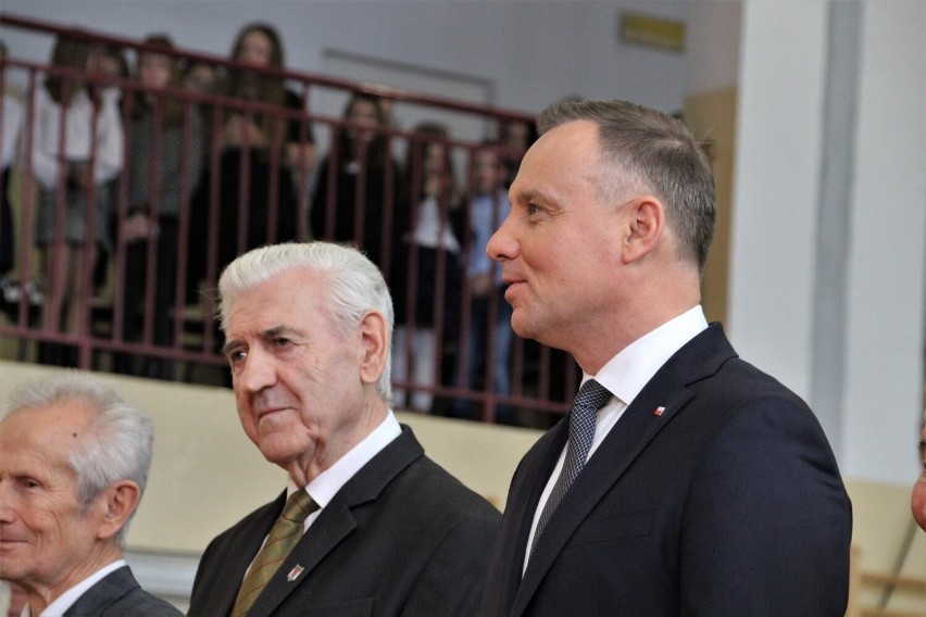 Prezes Tadeusz Pszenniak oraz prezydent Andrzej Duda