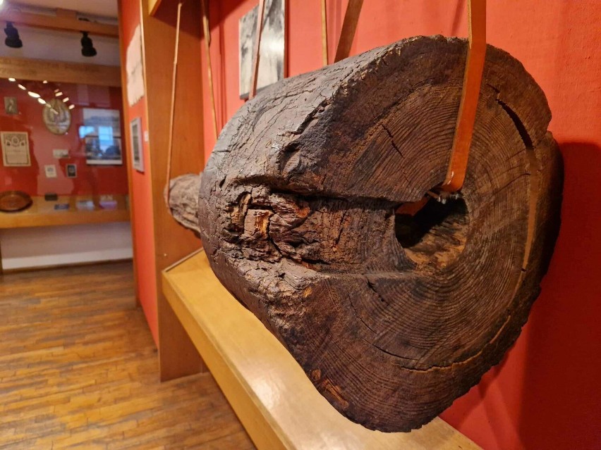 Drewniane rury wodociągowe można zobaczyć w Muzeum Ziemi Kociewskiej