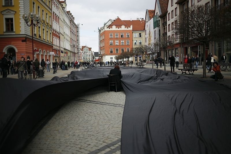 Wrocław pogrążony w żałobie (ZDJĘCIA)