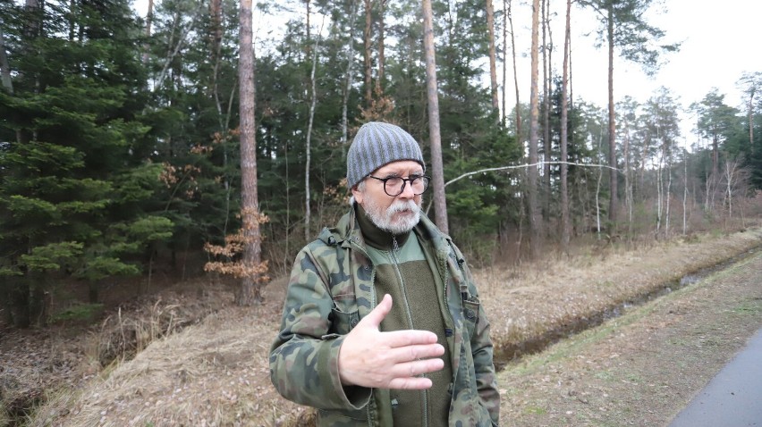 Jacek Major to przyrodnik, ornitolog i znawca wilków. Przez...