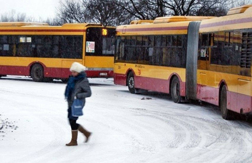 Krańcówka autobusowa na ul. Kusocińskiego.fot. Mariusz...